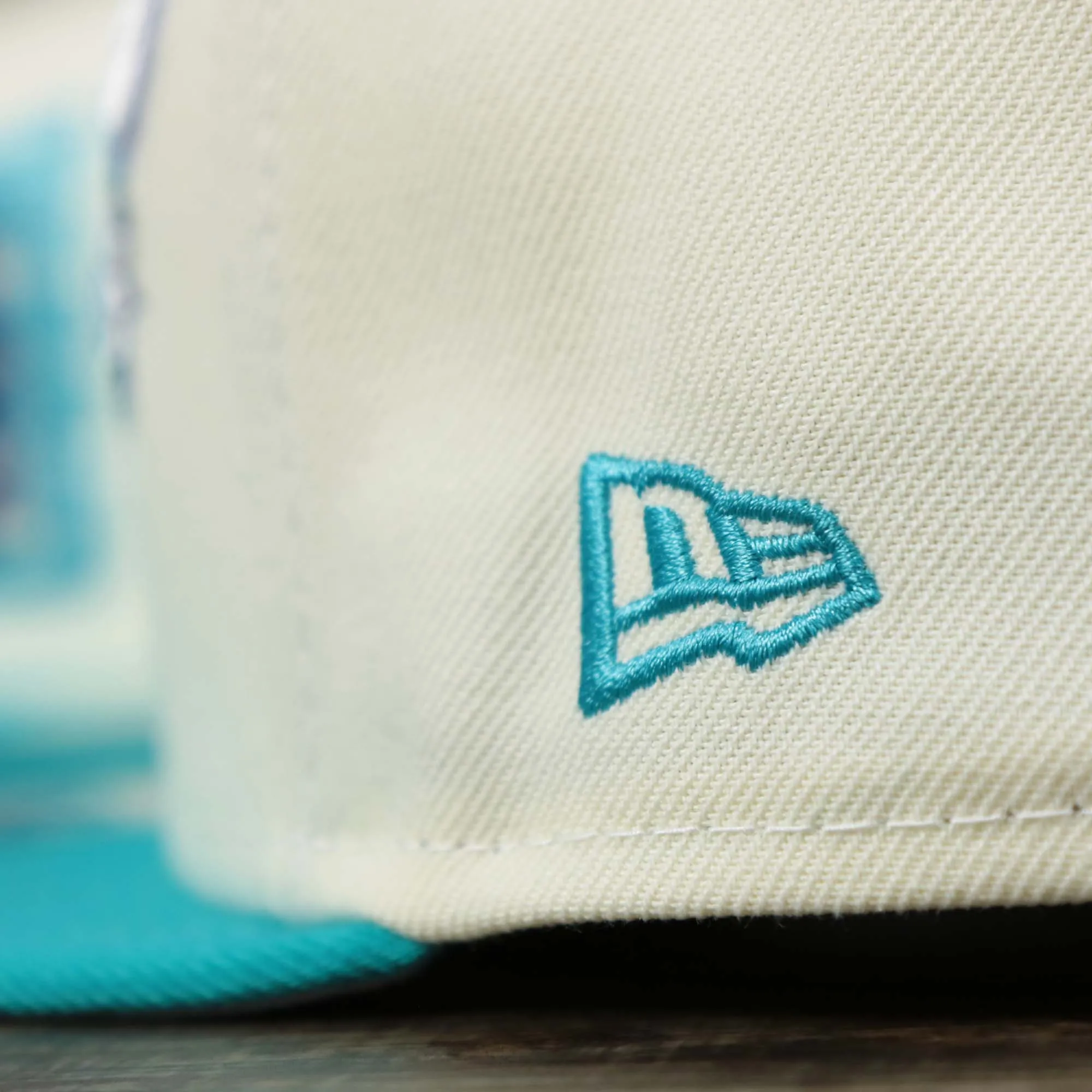 Charlotte Hornets NBA 2022 Draft Gray Bottom 9Fifty Snapback | New Era Cream/Turquoise