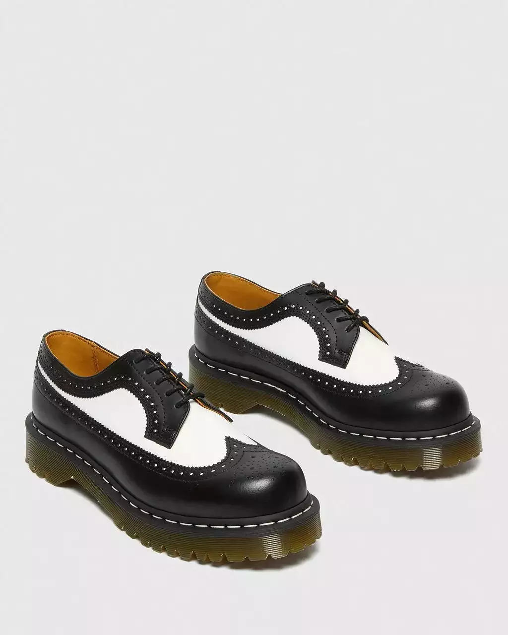 Doc Martens UNISEX 3989 BEX SMOOTH LEATHER BROGUE SHOES (BLACK/WHITE SMOOTH)