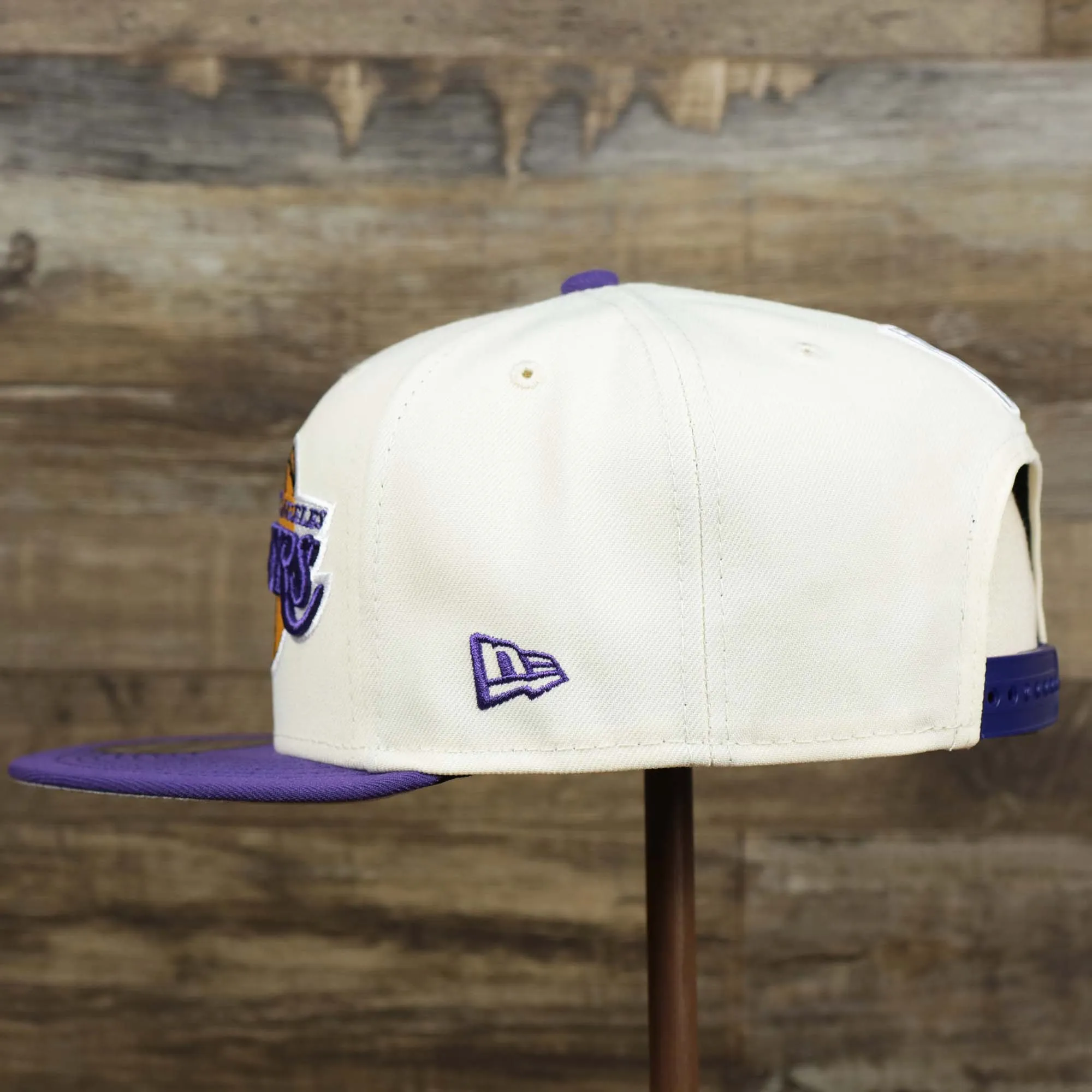 Los Angeles Lakers NBA 2022 Draft Gray Bottom 9Fifty Snapback | New Era Cream/Purple