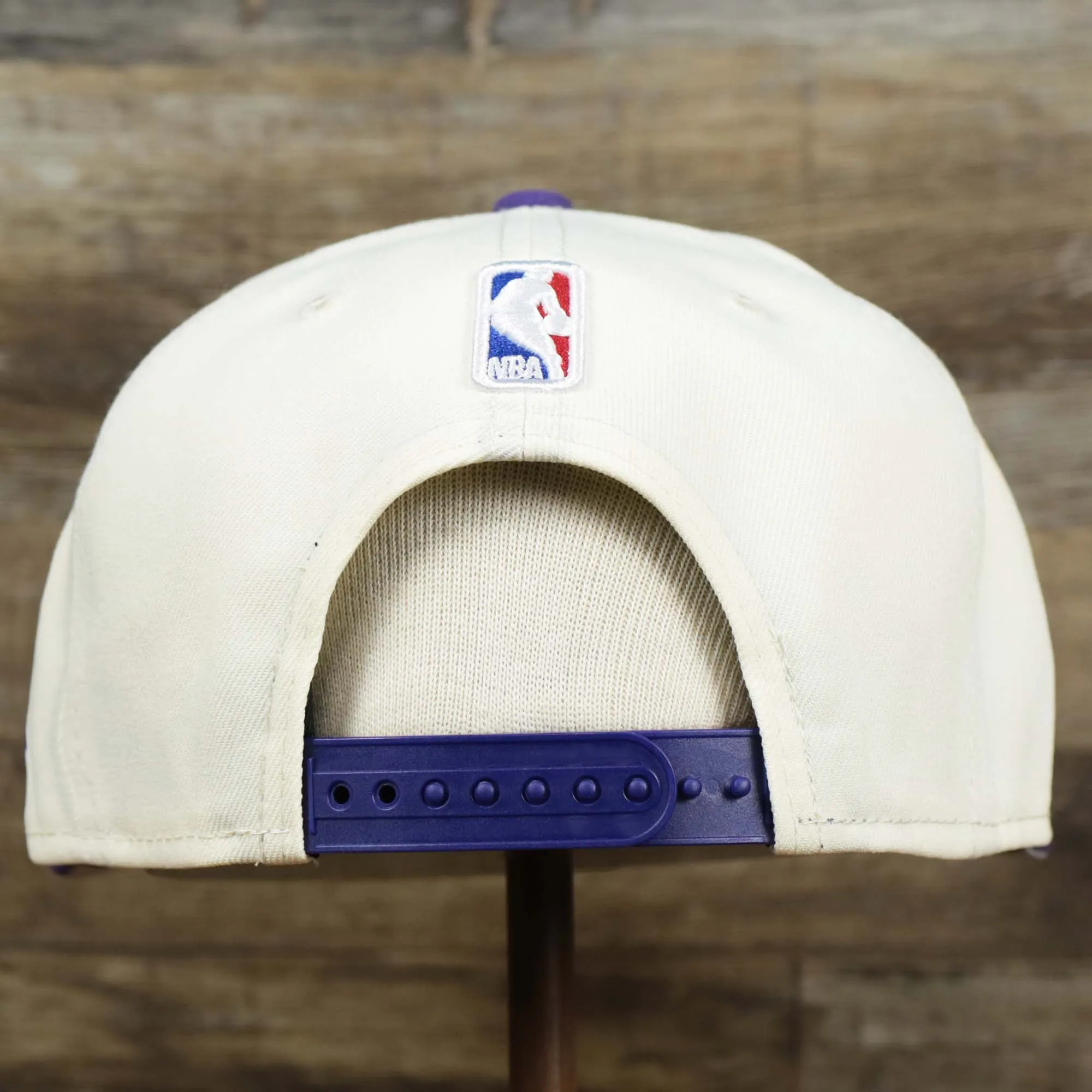 Los Angeles Lakers NBA 2022 Draft Gray Bottom 9Fifty Snapback | New Era Cream/Purple