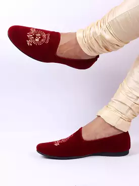 Men Red Velvet Embroidery Design Party Casual Loafer Shoes