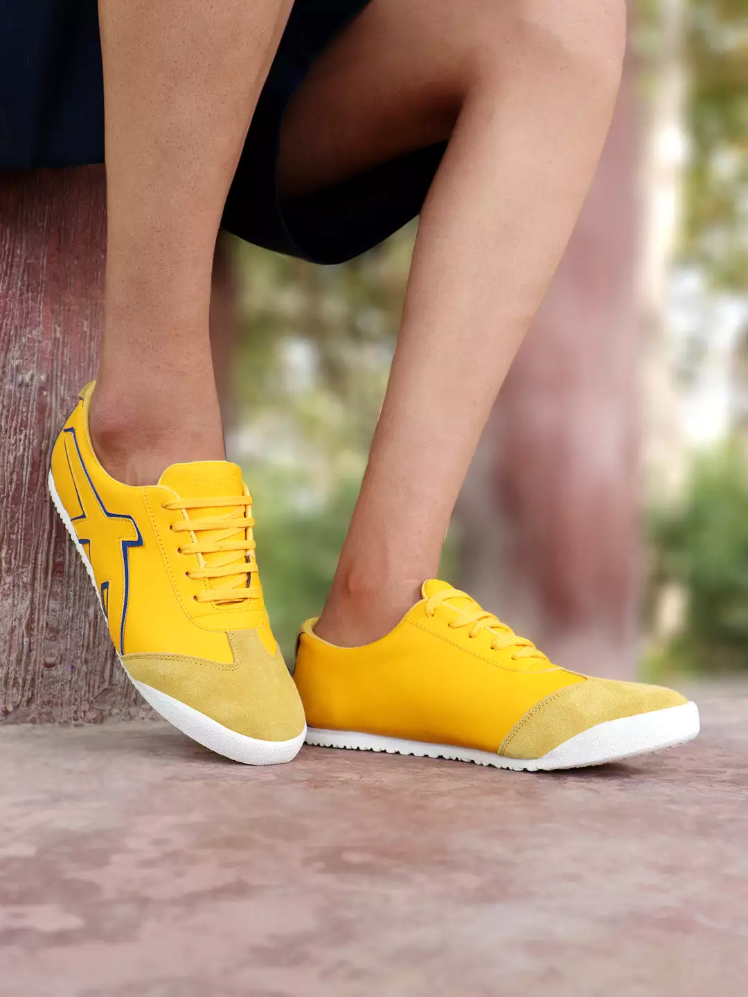 Men Yellow Trendy Lace Up Sneakers