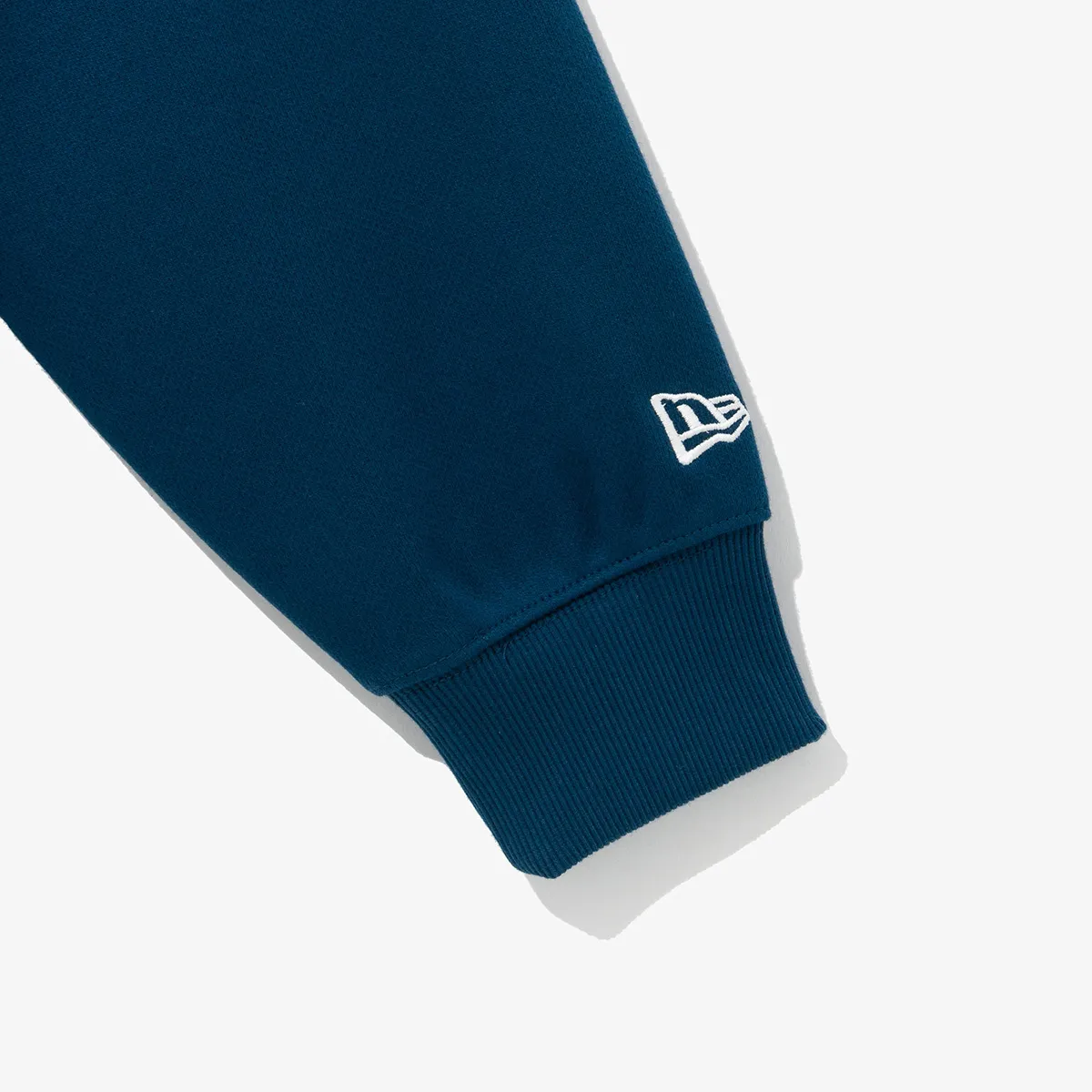 New Era  |Sweatshirts