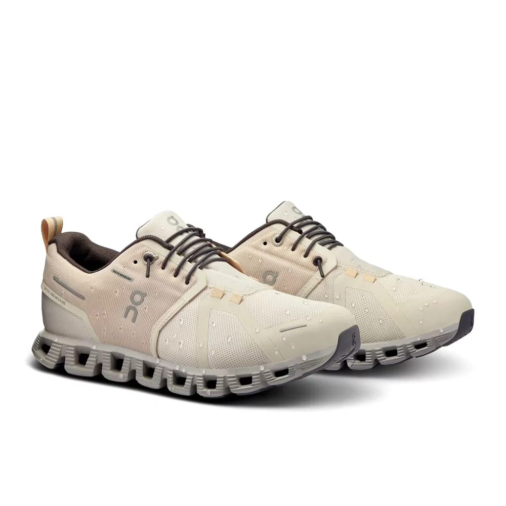 On Women's Cloud 5 Waterproof - Pearl/Fog