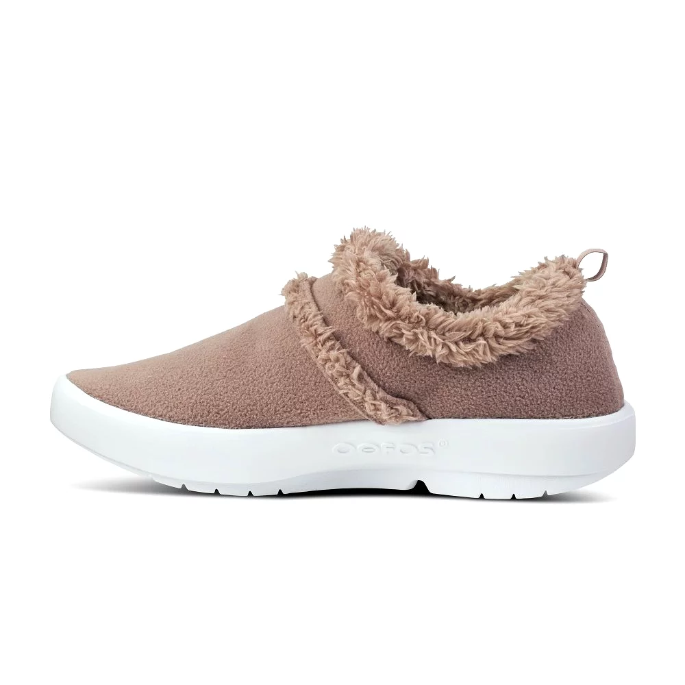 Oofos Women's OOcoozie Low Shoe - Chocolate Sherpa