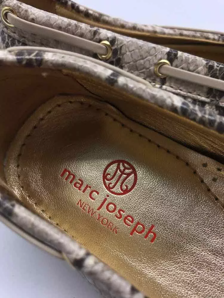 Pre-Owned Marc Joseph Tan Size 9 Printed Loafer Loafers