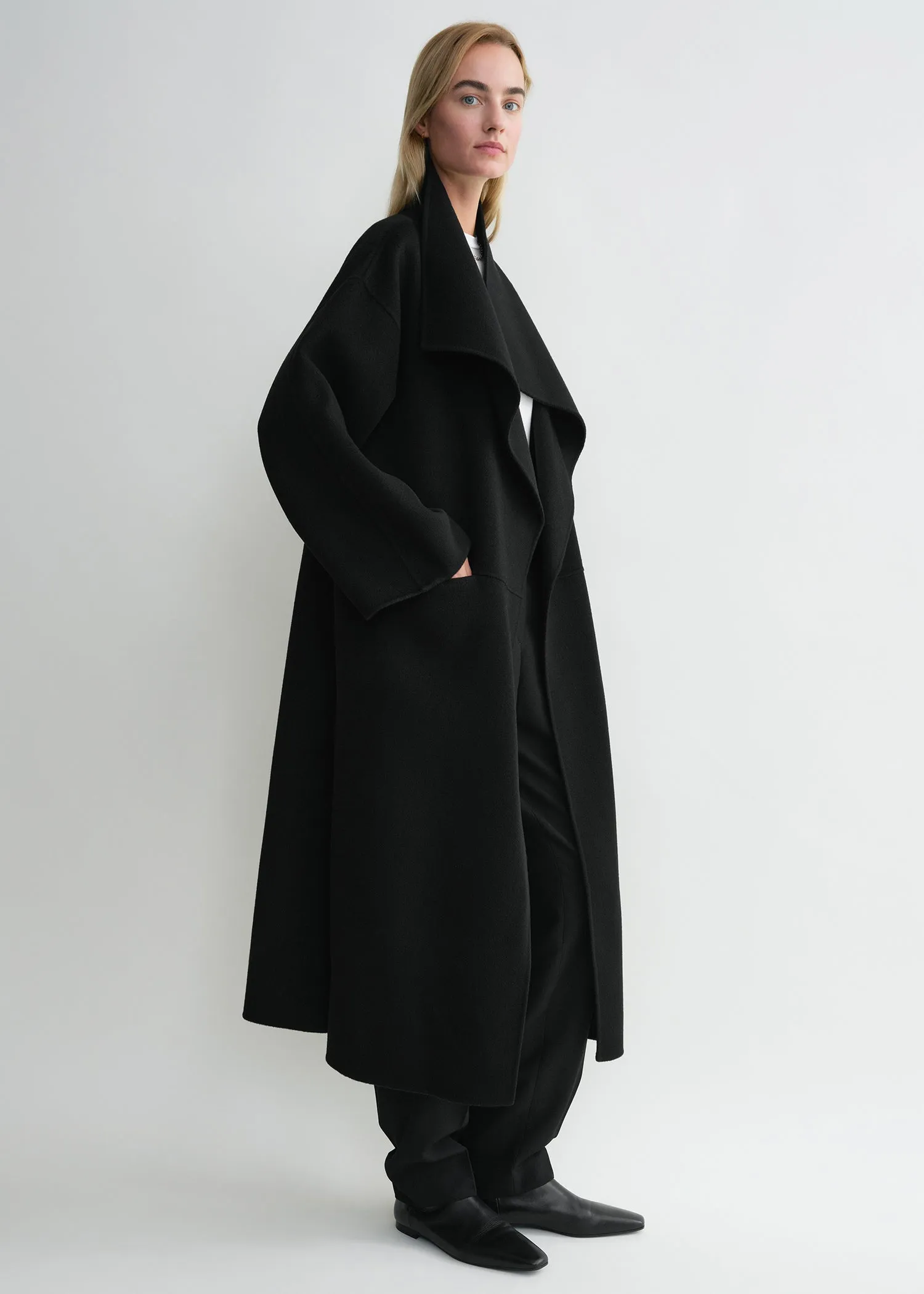 Signature wool cashmere coat black