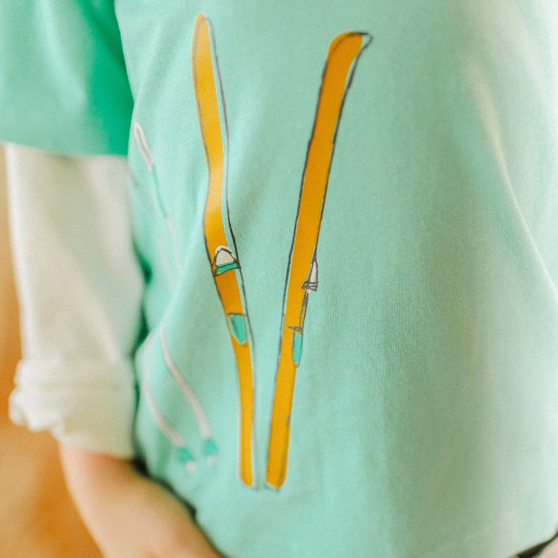 Souris Mini Turquoise T-Shirt  - Ski Illustration