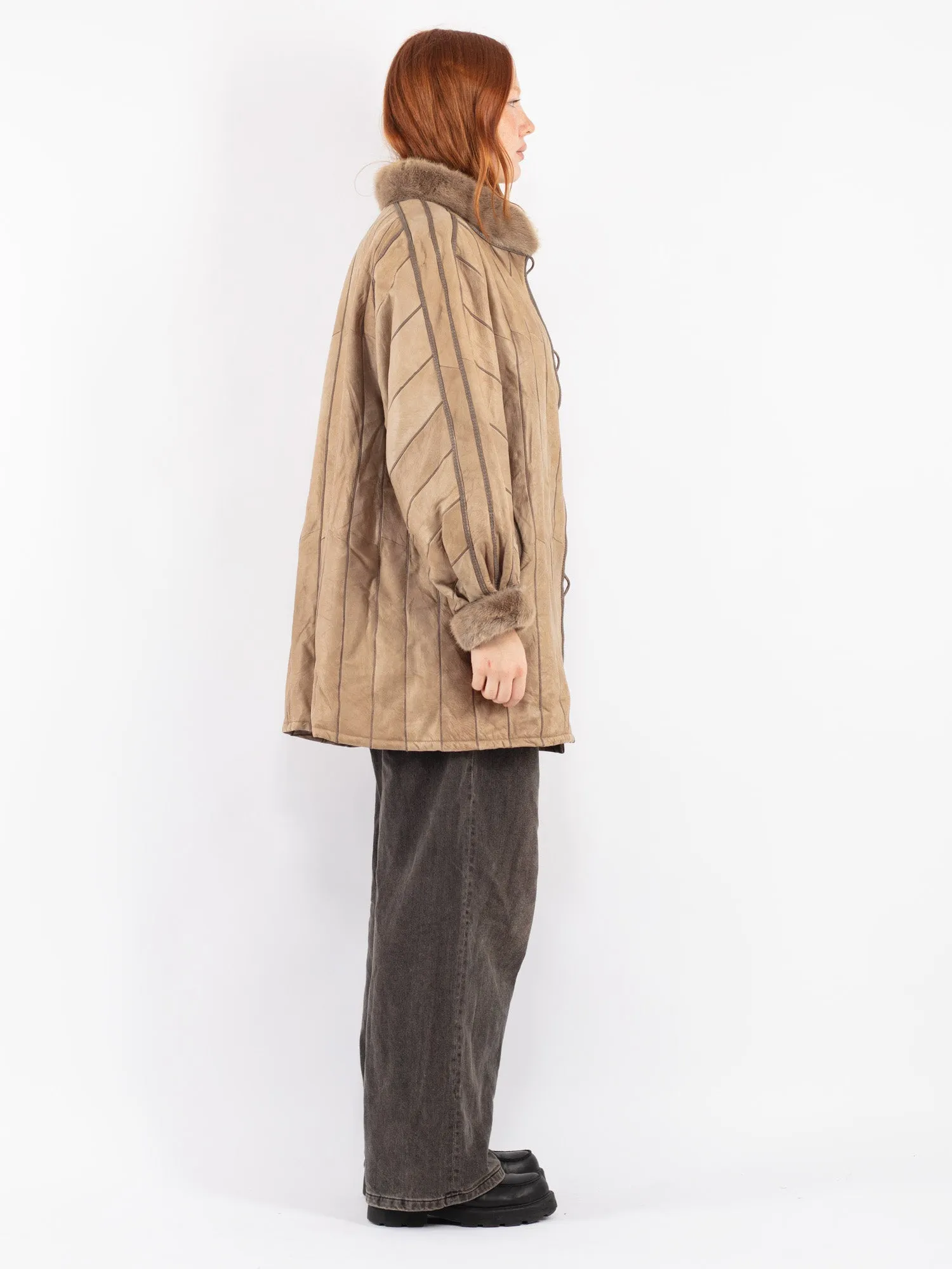 Vintage 70's Women Sheepskin Coat in Beige