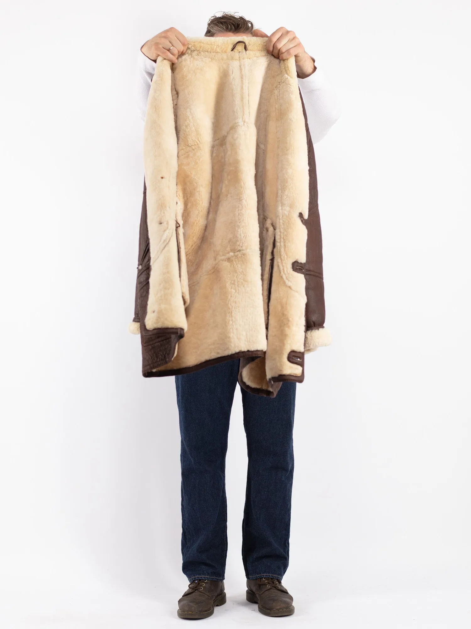 Vintage 80's Men Oversized Sheepskin Coat in Brown