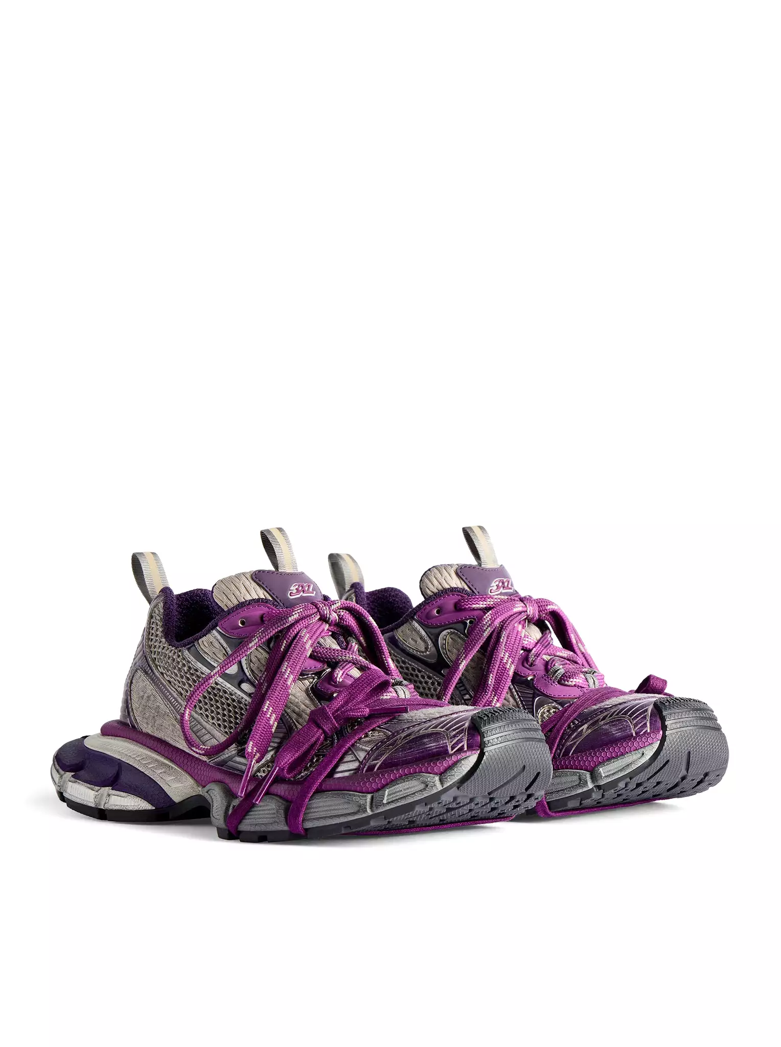 WOMEN`S 3XL SNEAKERS IN PURPLE